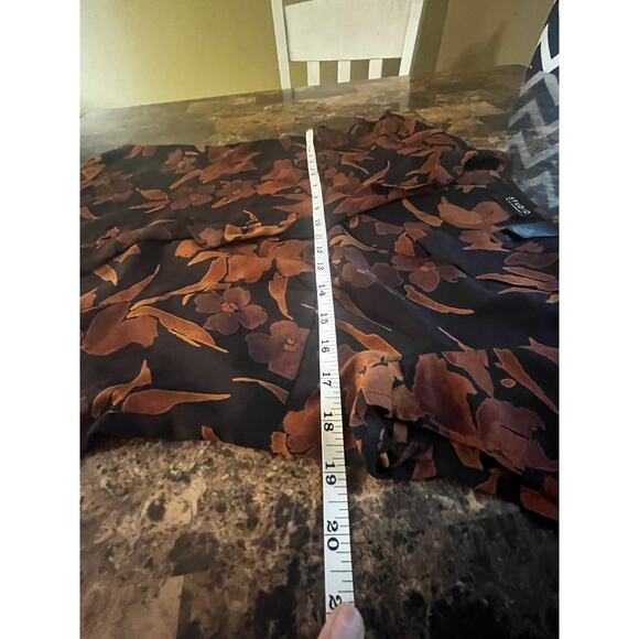 Studio by Liz Claiborne Brown Mildly Sheer Button Up Top - Picture 9 of 9